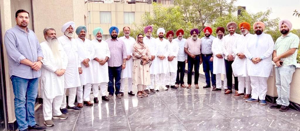 Announcement of boycott of Raja Warrings programs AntiWarring faction holds meeting